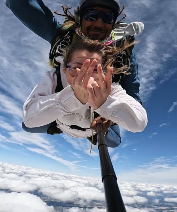 Saut en parachute à tours, un bon spot de saut en parachute